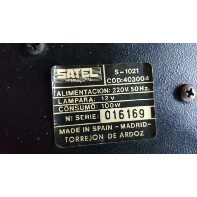 professionele richtspot SATEL S-1021 PAR56 met 100W lamp