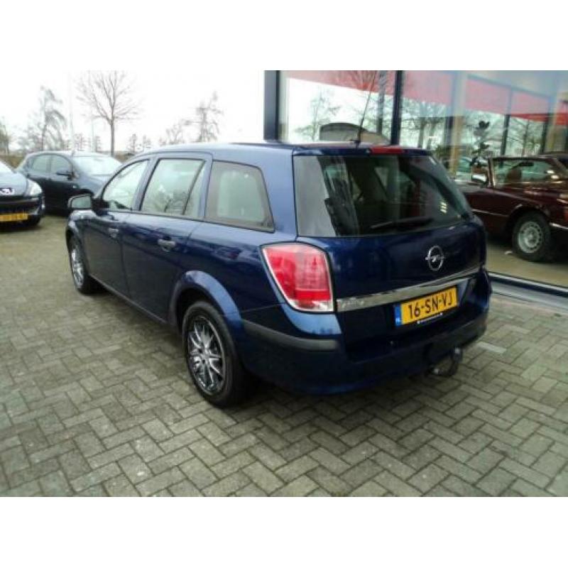 Opel Astra Wagon 1.8 Business ruime stationwagon met trekhaa
