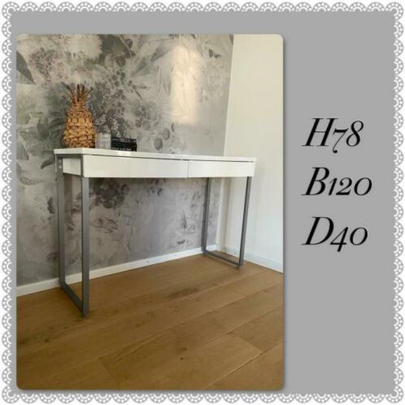 Hoogglans wit modern bureau