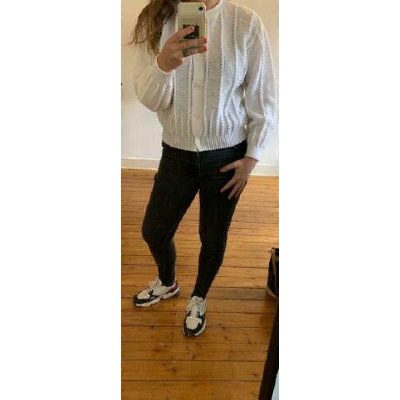 Opengewerkt wit vintage vestje
