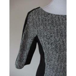 Vanilia jurk maat 38.