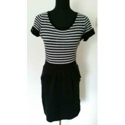 Jurk48 - Sjieke HILFIGER jurk met gestreept lijfje maat S (