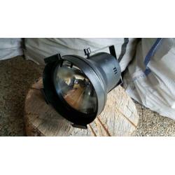professionele richtspot SATEL S-1021 PAR56 met 100W lamp