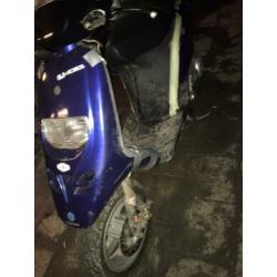 50cc 4t wheelie tph cross scooter/brommer