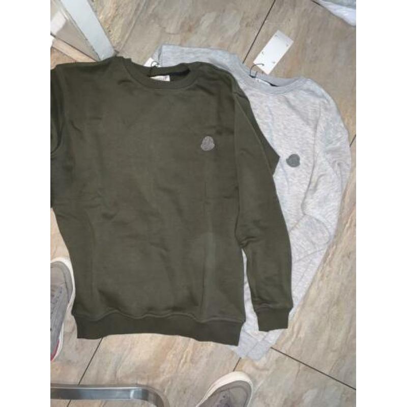 Moncler dsquared givenchy balmain balenciaga givenchy trui