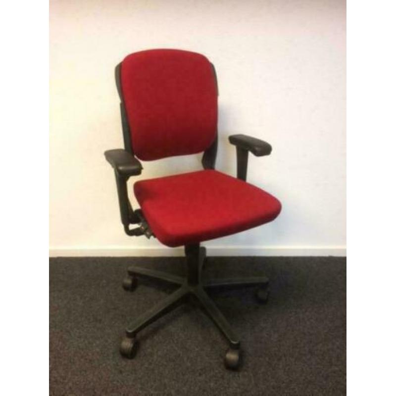 Bureaustoel Ahrend 230 rood met lage rug 1x