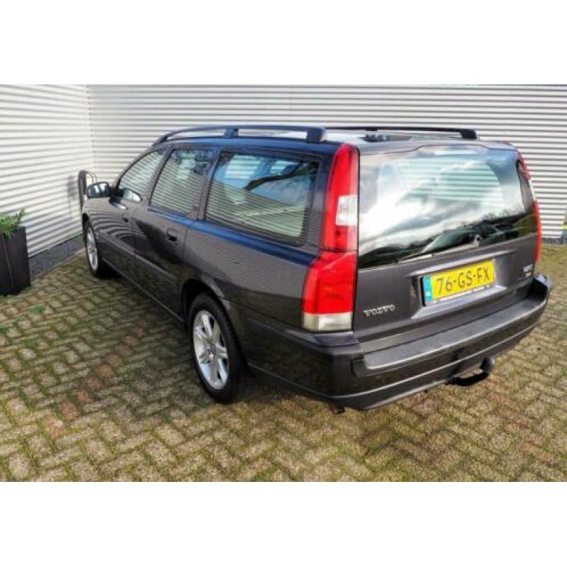 Volvo V70 2.4 170pk AUTOM. CLIMA CRUISE TREKHAAK (bj 2001)