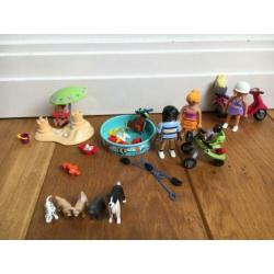 Playmobil met honden en strandspullen en scooter