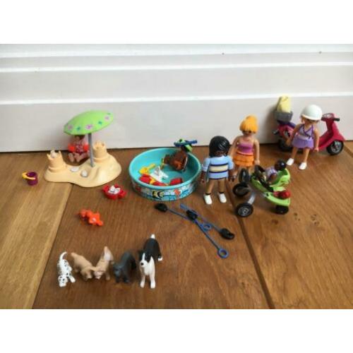 Playmobil met honden en strandspullen en scooter