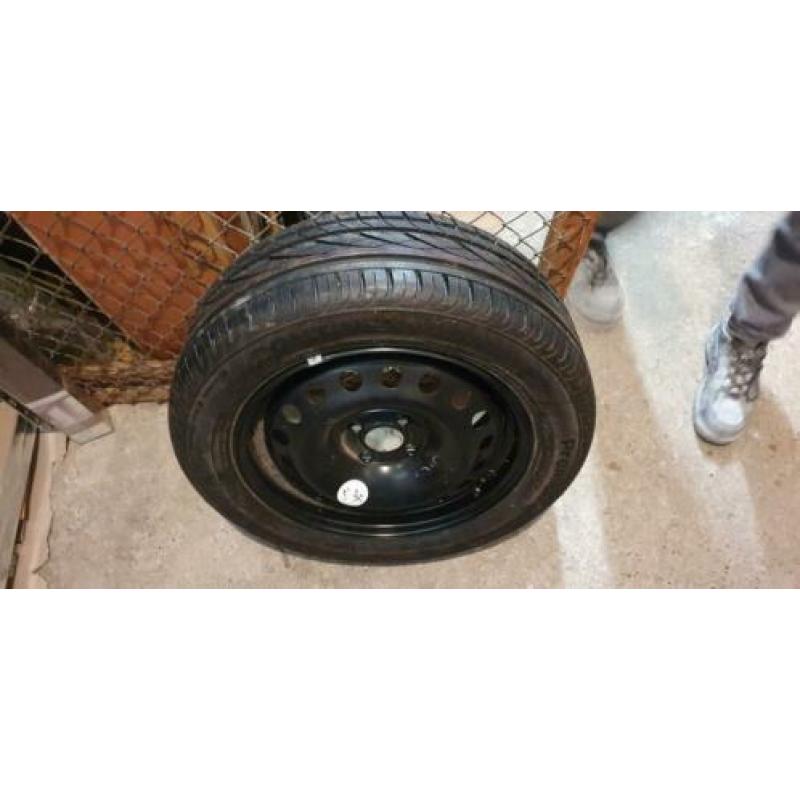 Reserve autoband nieuw met velg