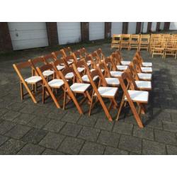 Houten klapstoelen