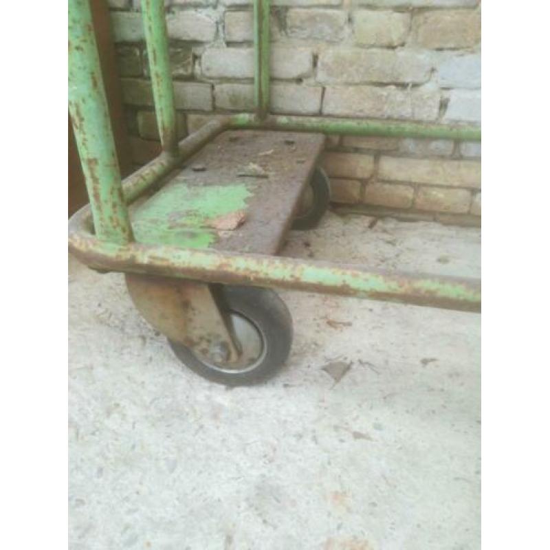 Industriële transportkar / trolley