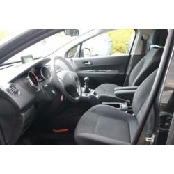 Peugeot 5008 1.6 BlueHDi Style 5p. 50 procent deal 5.975,- A
