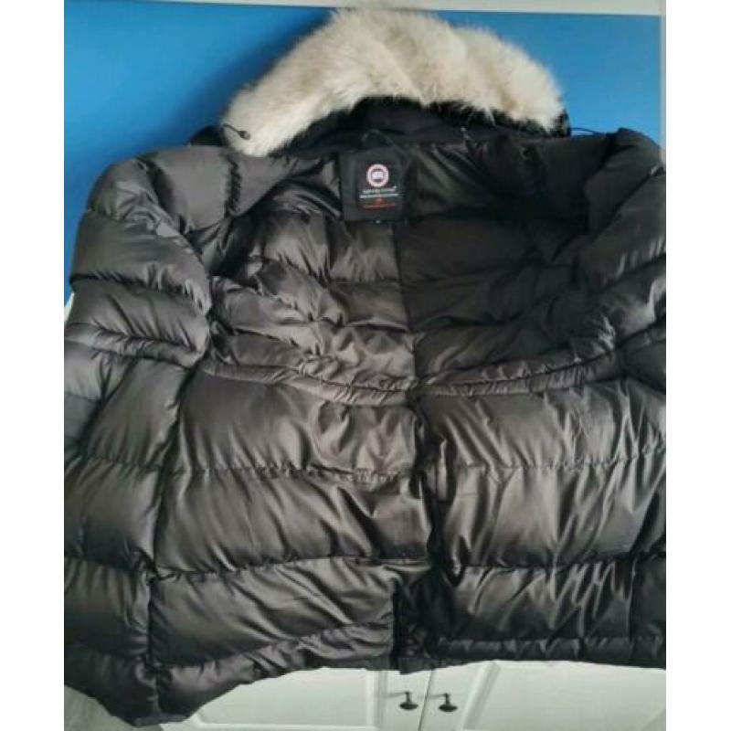 Canada goose jas maat XL