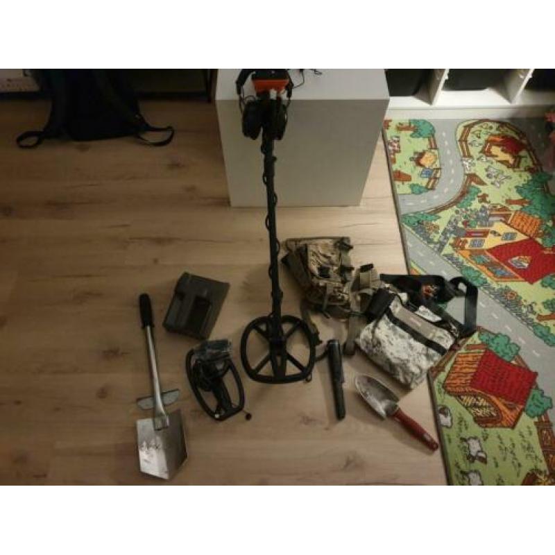 Quest pro. Zo goed als nieuw. Met veel accessoires