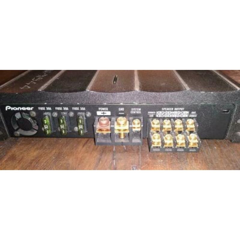 Pioneer GM-X944 auto versterker 4x115W