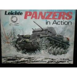 Squadron 10, Leichte Panzer in action