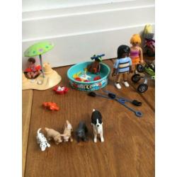 Playmobil met honden en strandspullen en scooter