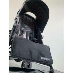 Buggy / kinderwagen zwart nijntje