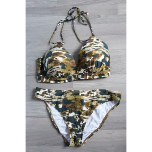 bikini van Beachlife in groen tinten €25.-