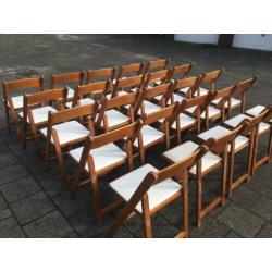 Houten klapstoelen