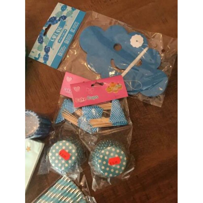Babyshower/geboortefeest artikelen jongen/boy/blauw