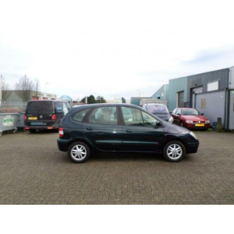 Renault Scénic 1.6-16V Authentique
