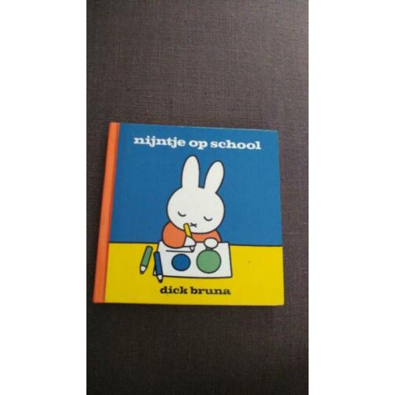 Twee boekjes van nijntje