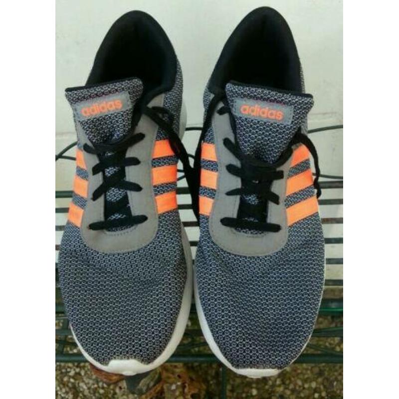 Grijs /oranje ADIDAS sportschoenen maat 7=40.