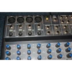 Alesis mengtafel Multimix2 <191564>