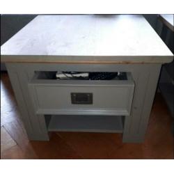 2 salontafels grijs + evt. televisiemeubel