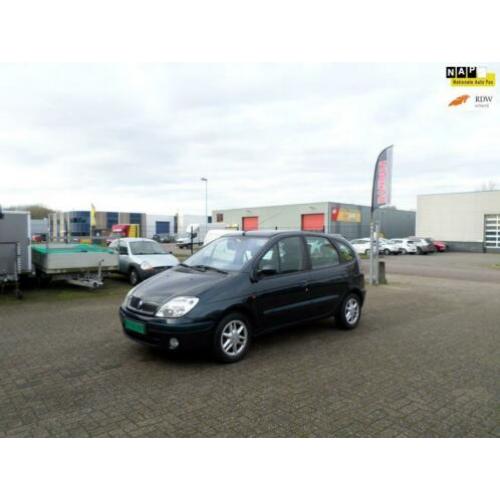 Renault Scénic 1.6-16V Authentique