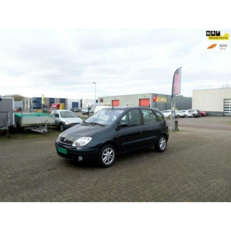 Renault Scénic 1.6-16V Authentique