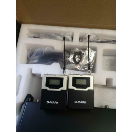 2 sets In Ear monitors beide 500 Frequentie