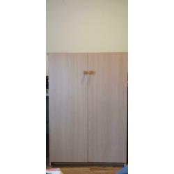 Cupboard with a a single shelf. 122*65*28 cm