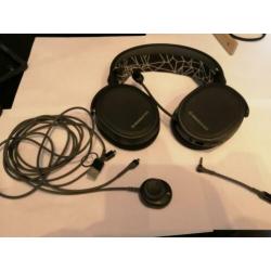 Steel series ARCTIS 5 met steun
