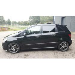 Mercedes B170 Blue-efficiency PNRDAK/COMMANDNAVI/XENON/LEER