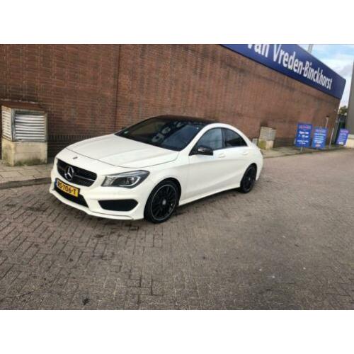Mercedes CLA-Klasse 200 1.6 115KW 7G-DCT (aut) 2014 Wit