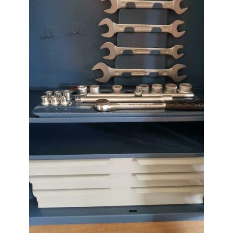 Gedore 1400 L gereedschapskast wandkast