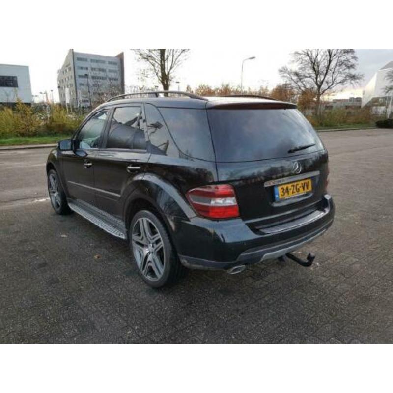 Mercedes M-Klasse 3.0 CDI Ml280 4MATIC AUT 2006 Zwart