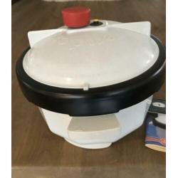 Tender cooker voor magnetron of oven