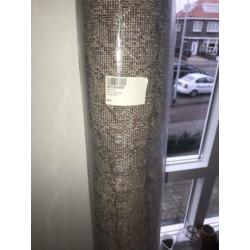 MOET NU WEG!Woonaccessoires incl bijzettafels en vloerkleden
