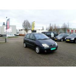 Renault Scénic 1.6-16V Authentique