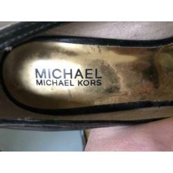 Prachtige zwarte Michael Kors leren peeptoe pumps