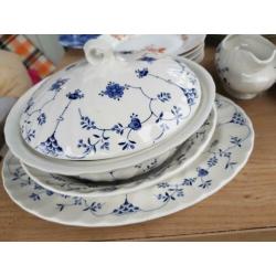 Servies plus antieke borden