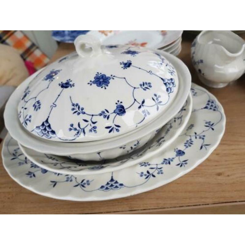 Servies plus antieke borden