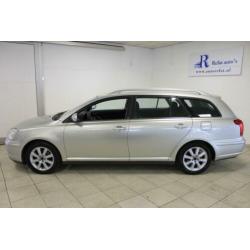 Toyota Avensis Wagon 1.8 VVTi Linea Terra (bj 2003)
