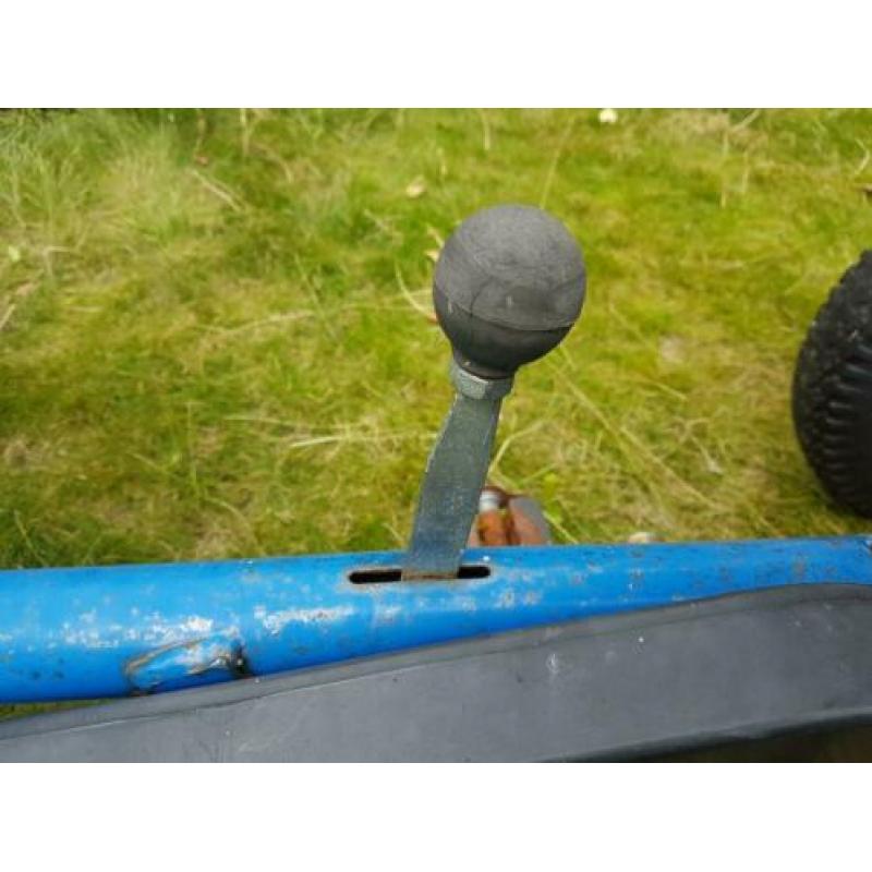 Blauwe skelter met duozit