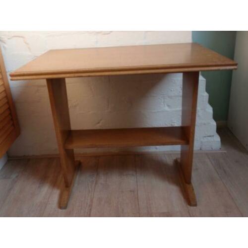 Tafeltje bijzettafeltje hout strak model jaren 50 Vintage
