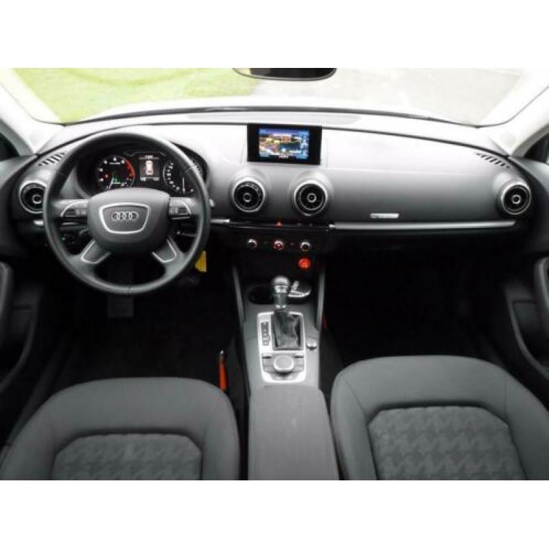 Audi A3 Sportback 1.4 TFSI Navi PDC Airco Cruise Elektr rame